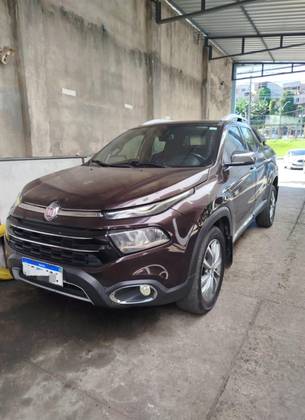FIAT TORO 2.0 16V TURBO DIESEL RANCH 4WD AT9 FIAT TORO 2.0 16V TURBO DIESEL RANCH 4WD AT9